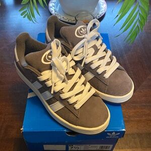 Adidas campus women’s size 7.5
